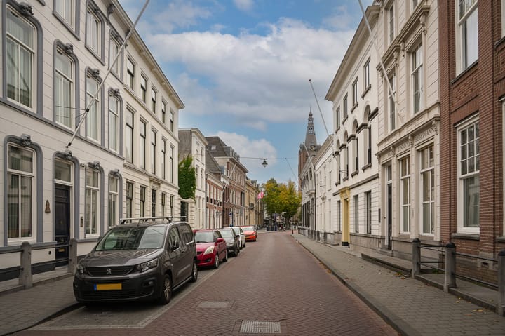 Foto 47 van Parade 13-C