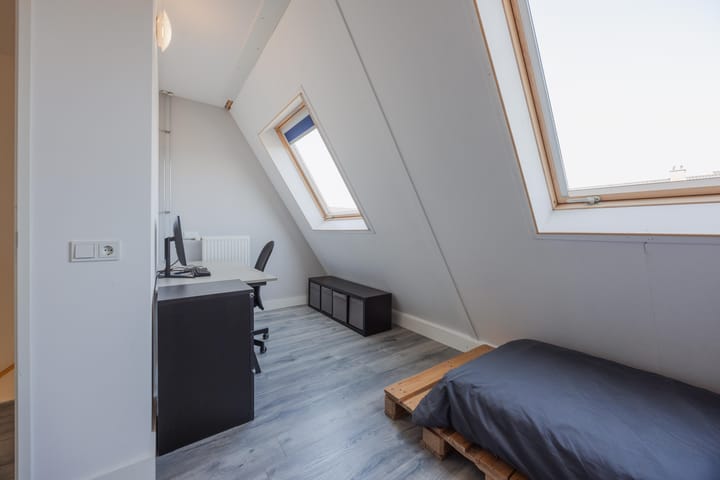 Photo 36 of Willem van Oranjestraat 15