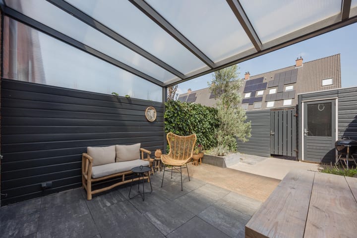 Photo 40 of Willem van Oranjestraat 15