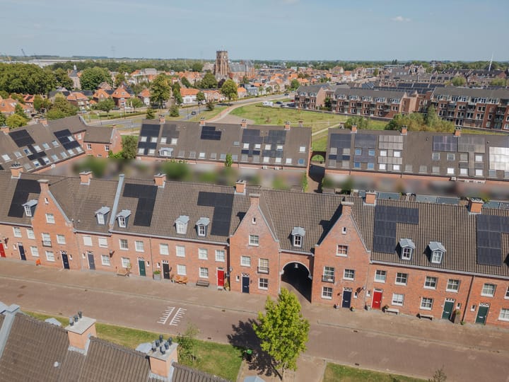 Photo 49 of Willem van Oranjestraat 15