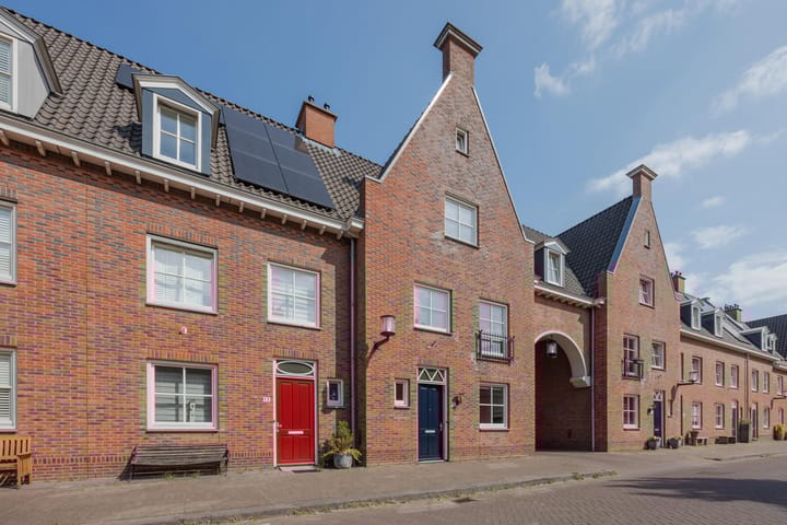 Photo 7 of Willem van Oranjestraat 15