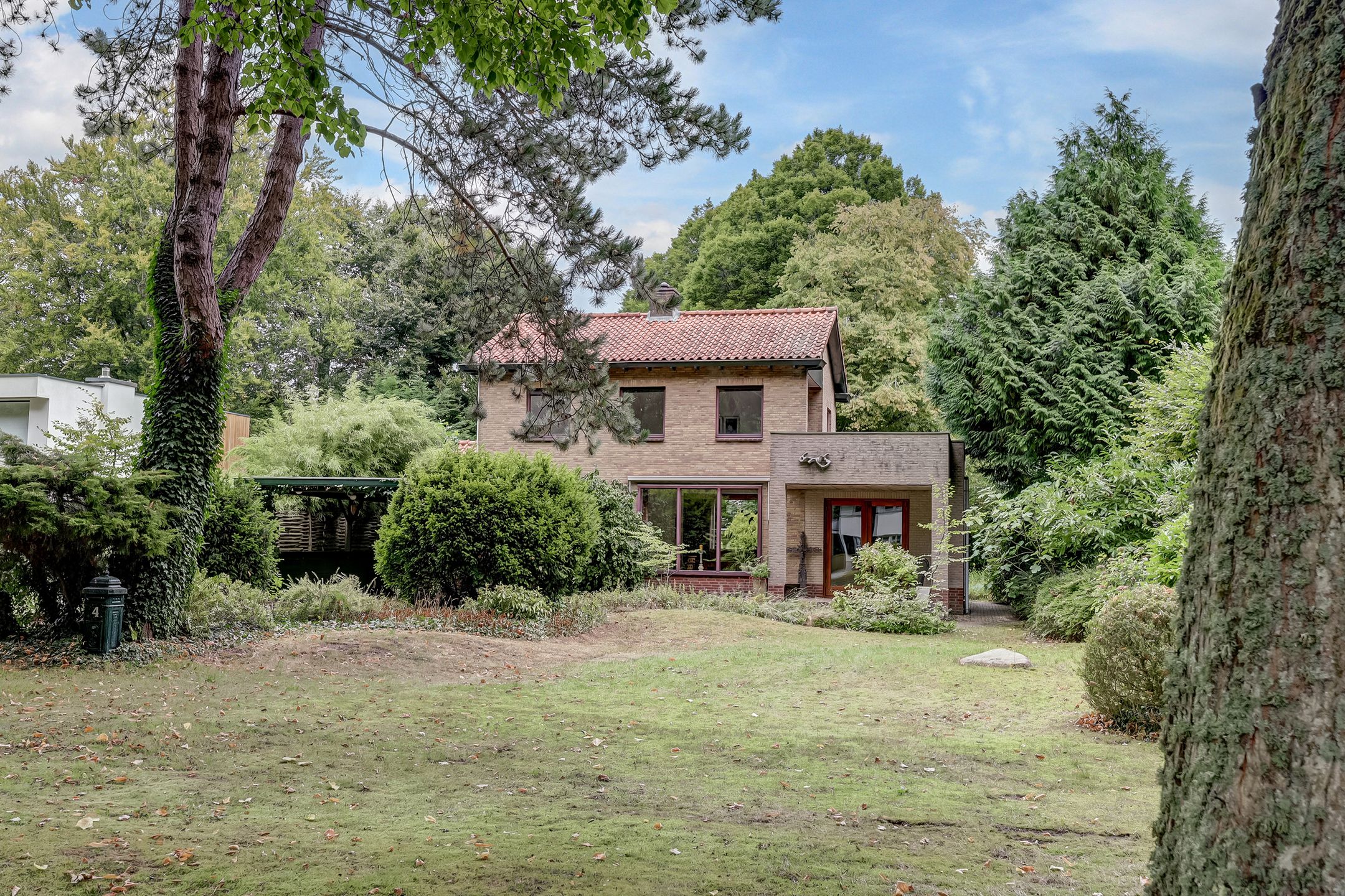 Photo 3 of Chloralaan 4