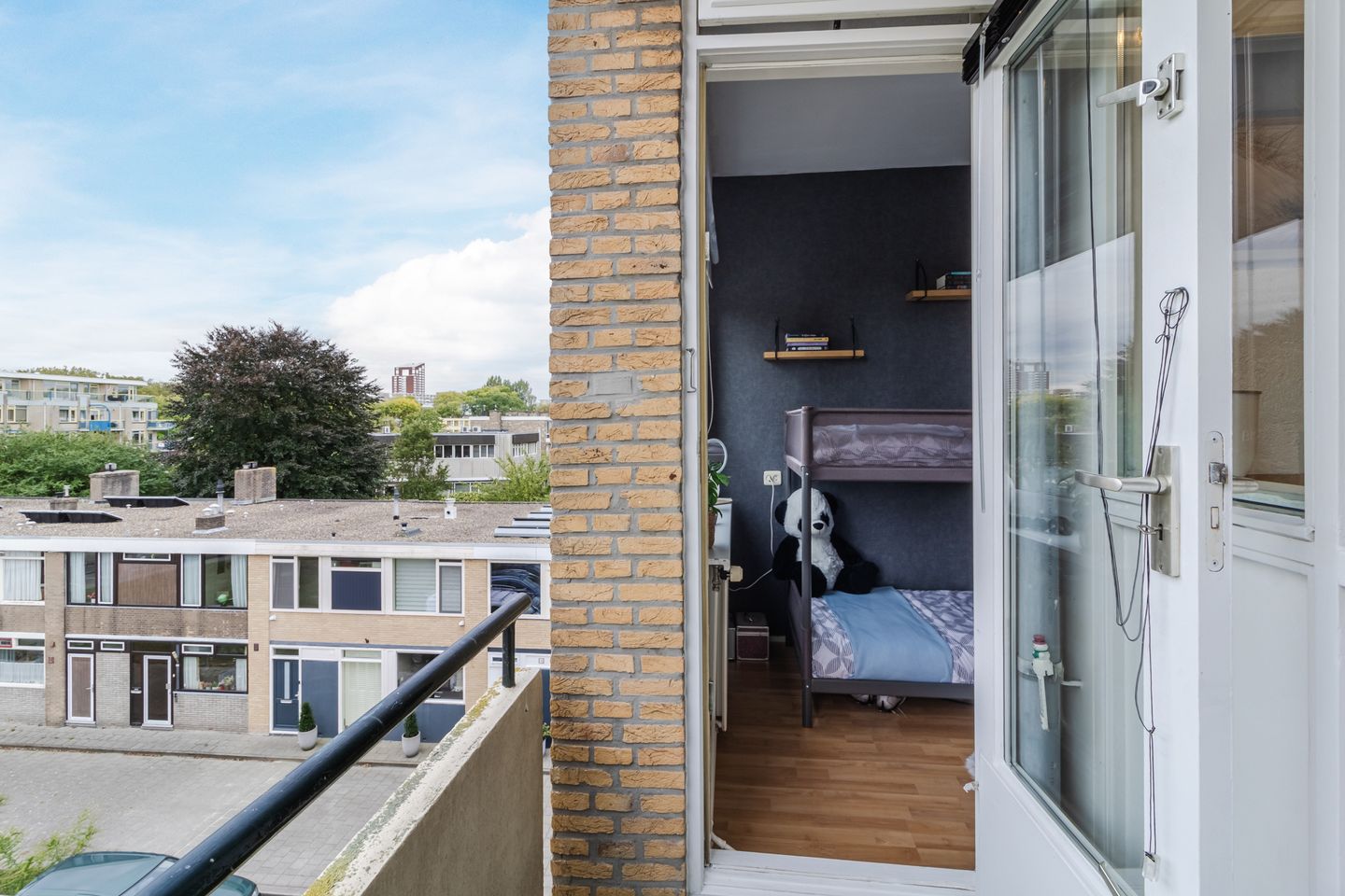 Foto 19 van Burgemeester Hazenberglaan 281