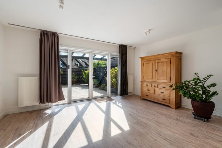 Foto 3 van Meidoorn 19