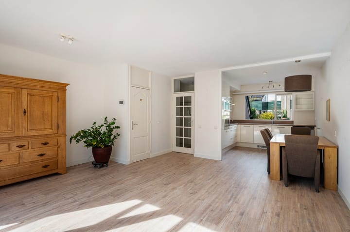 Foto 14 van Meidoorn 19