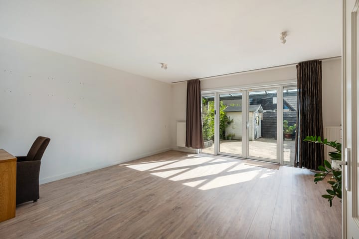 Foto 15 van Meidoorn 19