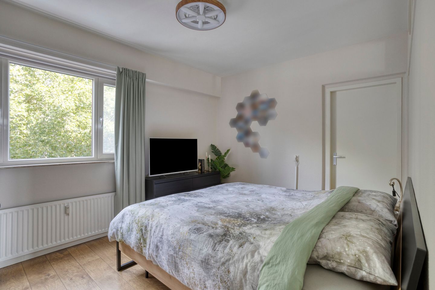 Foto 29 van Lauwerszeeweg 109