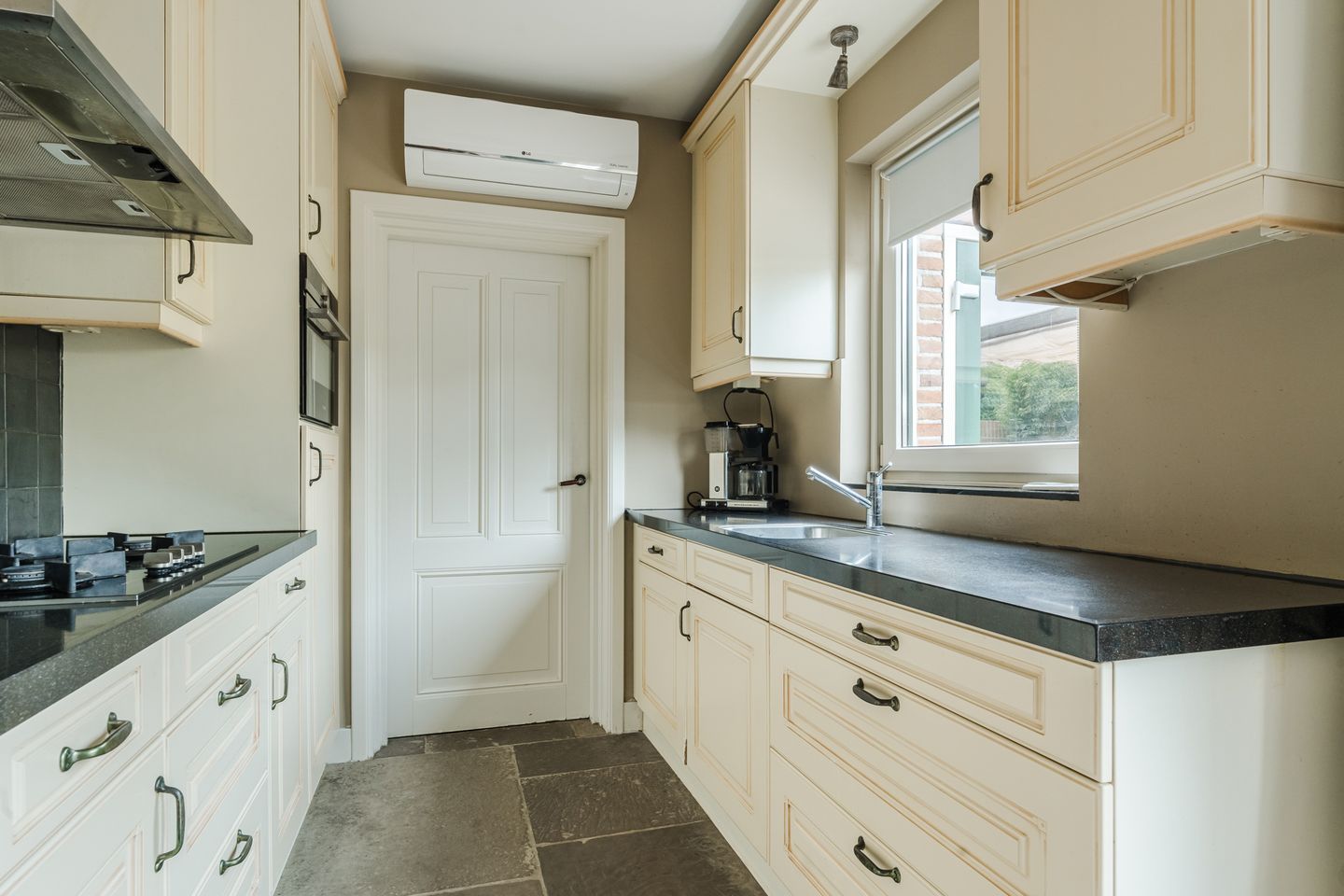 Foto 20 van Koestraat 27