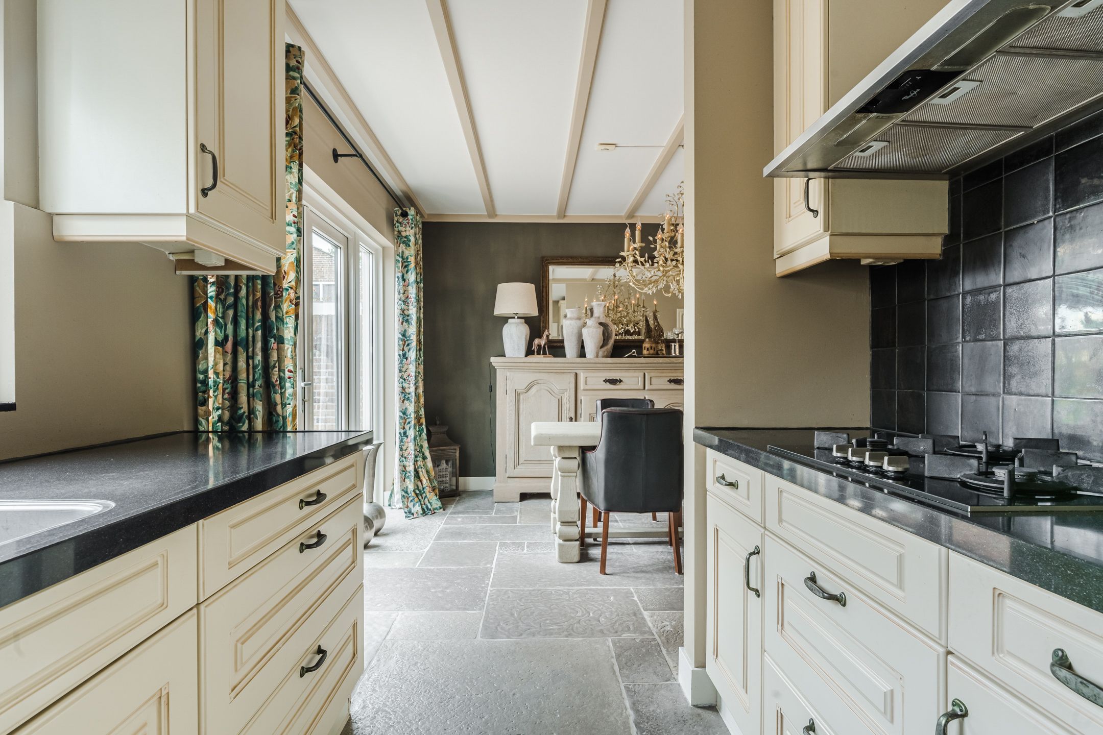 Foto 21 van Koestraat 27