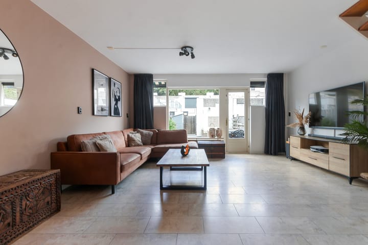 Foto 2 van Loevestein 27