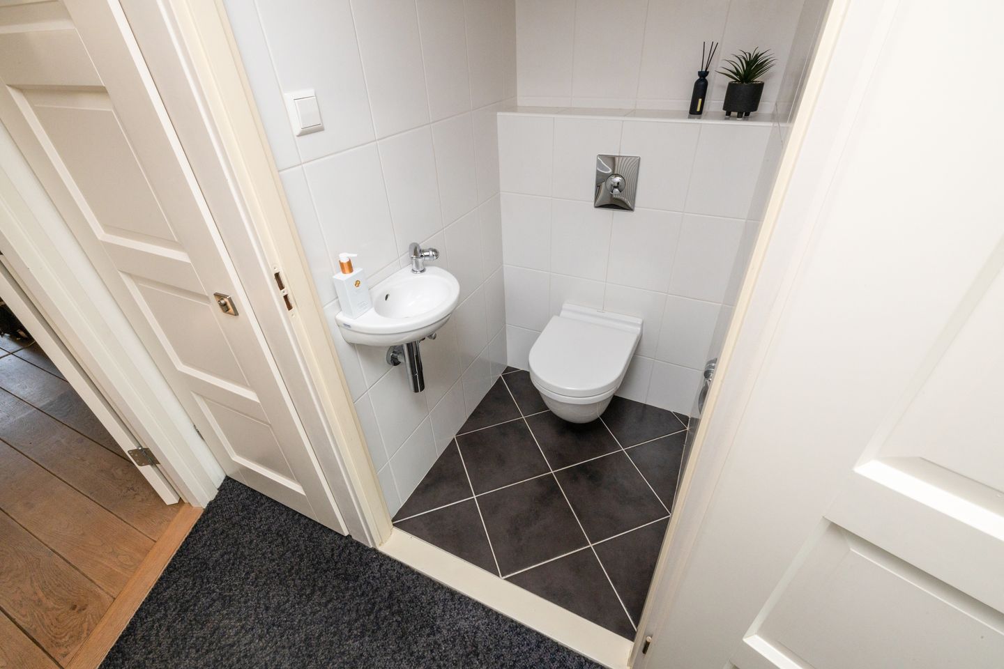 Foto 14 van Midden Woerd 49