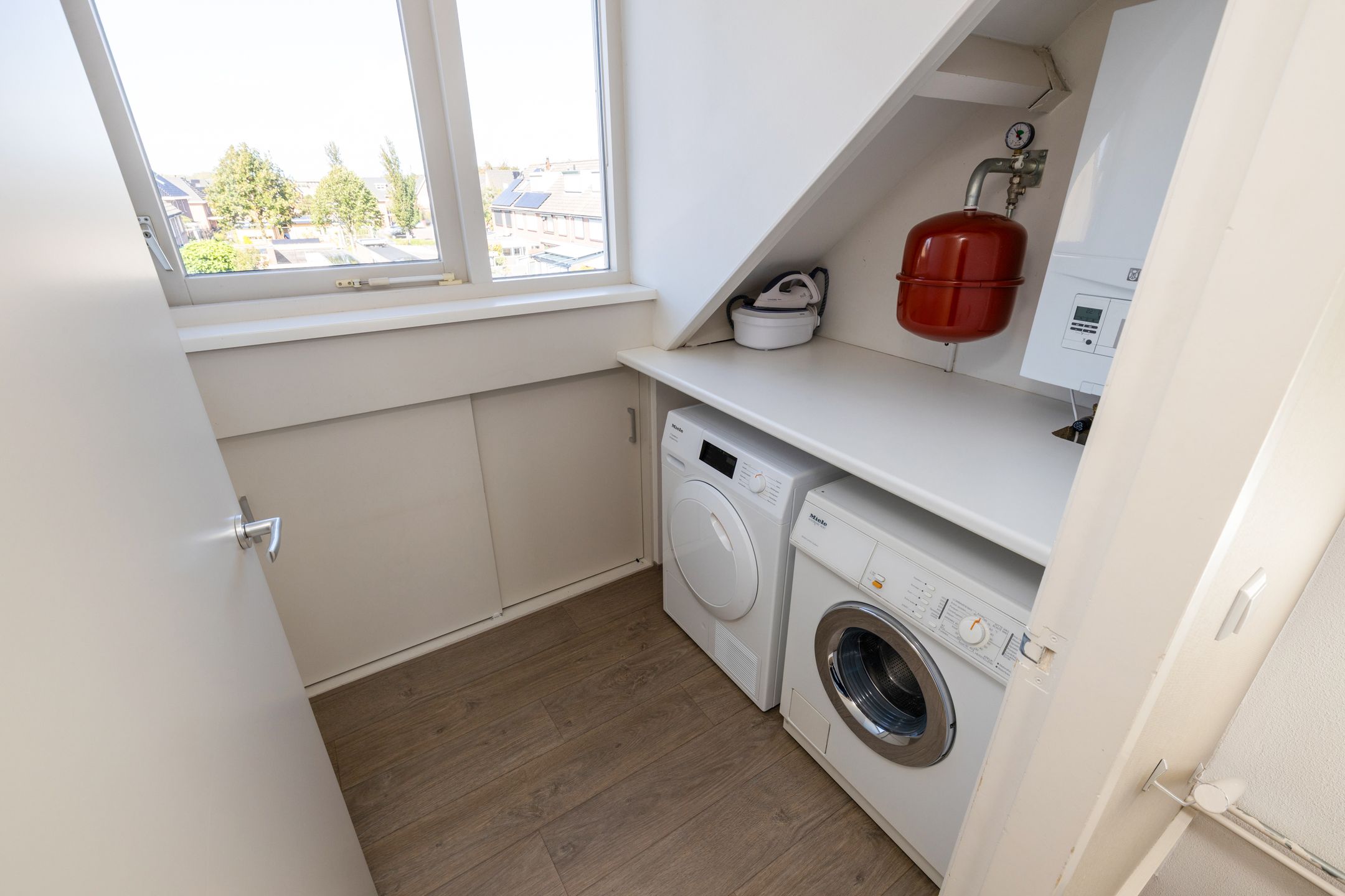 Foto 30 van Midden Woerd 49