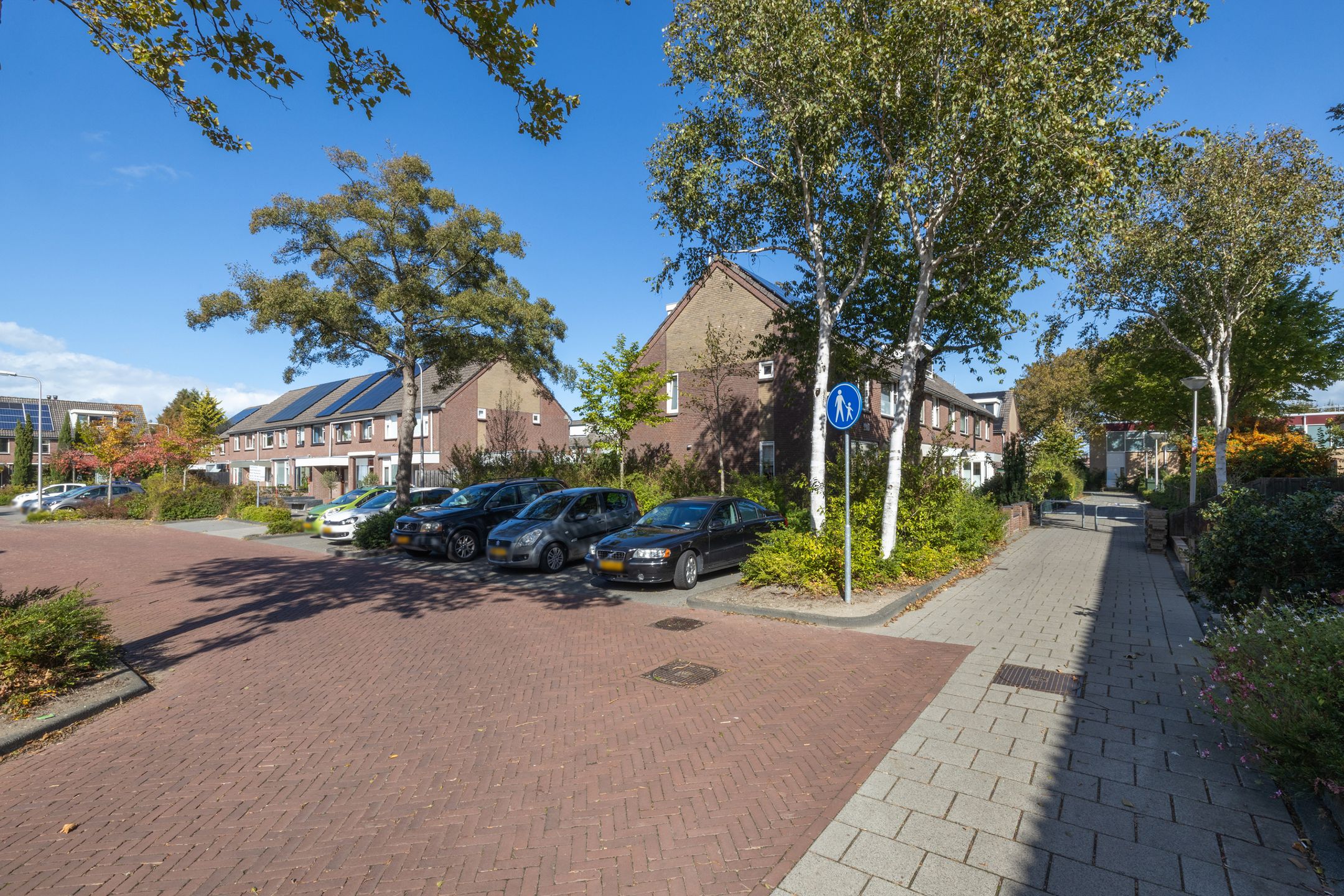 Foto 36 van Midden Woerd 49