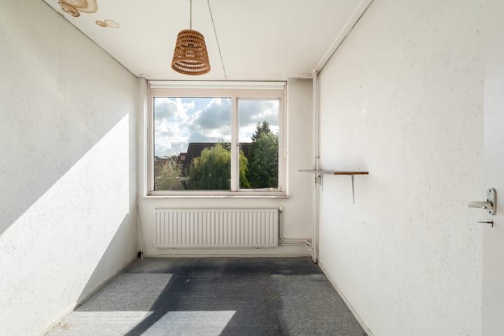 Photo 31 of van Mathenessestraat 43