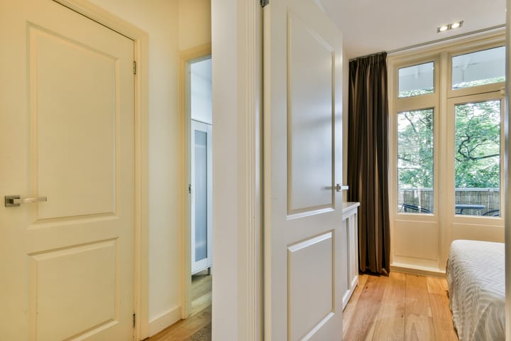 Foto 15 van Rustenburgerstraat 394-1