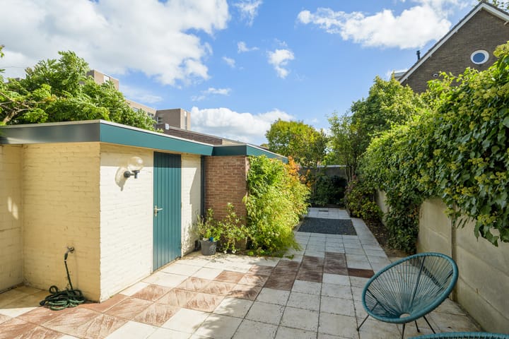 Foto 25 van van Duijvenvoordestraat 72