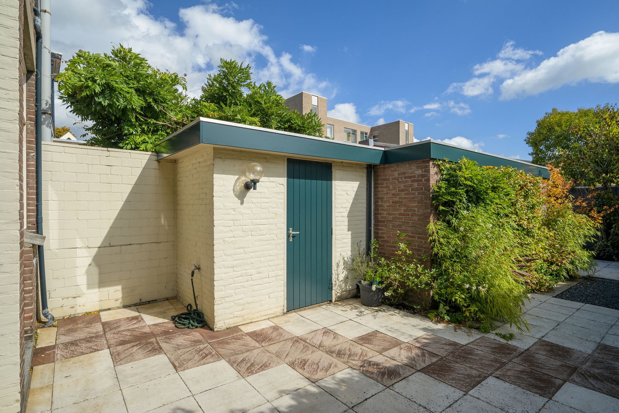 Foto 30 van van Duijvenvoordestraat 72