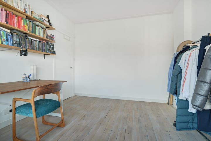 Foto 34 van van Duijvenvoordestraat 72