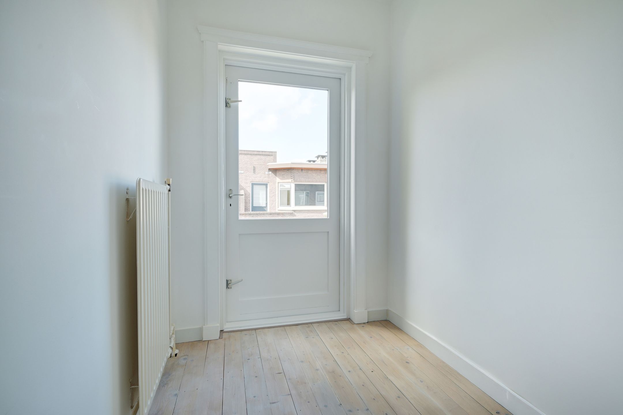 Foto 36 van van Duijvenvoordestraat 72