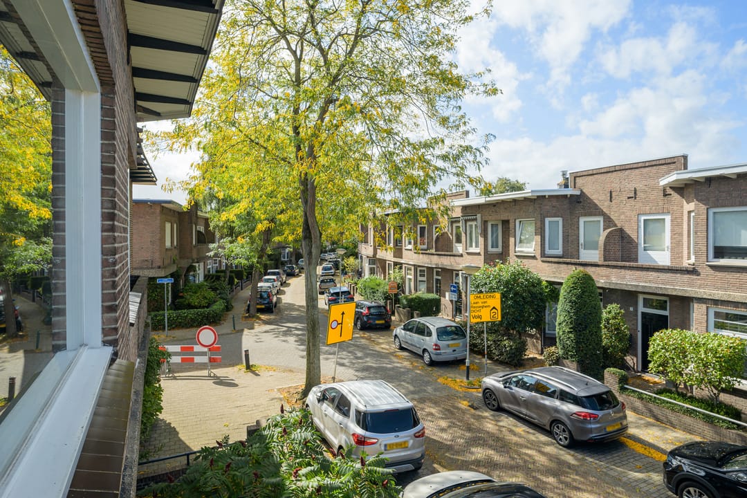 Foto 37 van van Duijvenvoordestraat 72