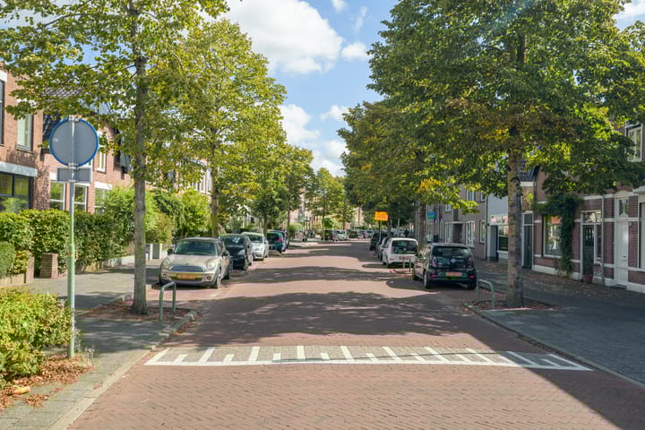 Foto 54 van van Duijvenvoordestraat 72