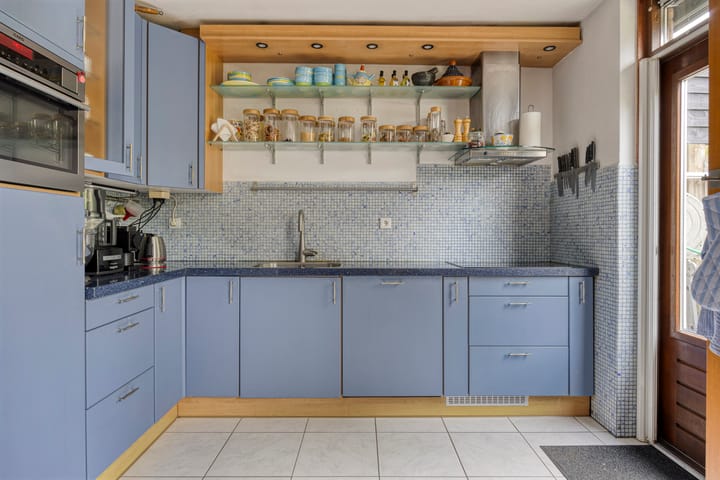 Photo 7 of Jeneverbes 16