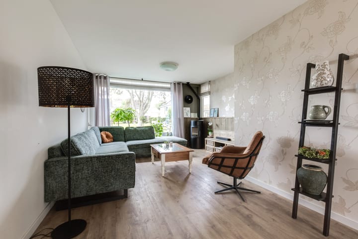 Photo 2 of Buizerdstraat 36