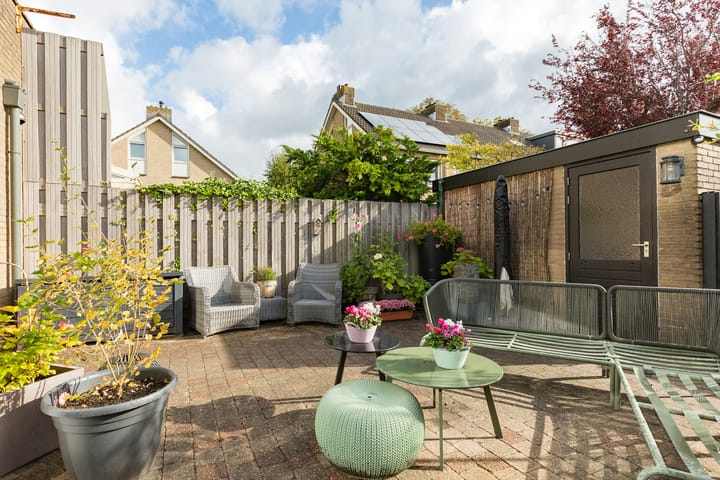 Photo 41 of Buizerdstraat 36