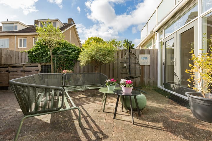 Photo 42 of Buizerdstraat 36