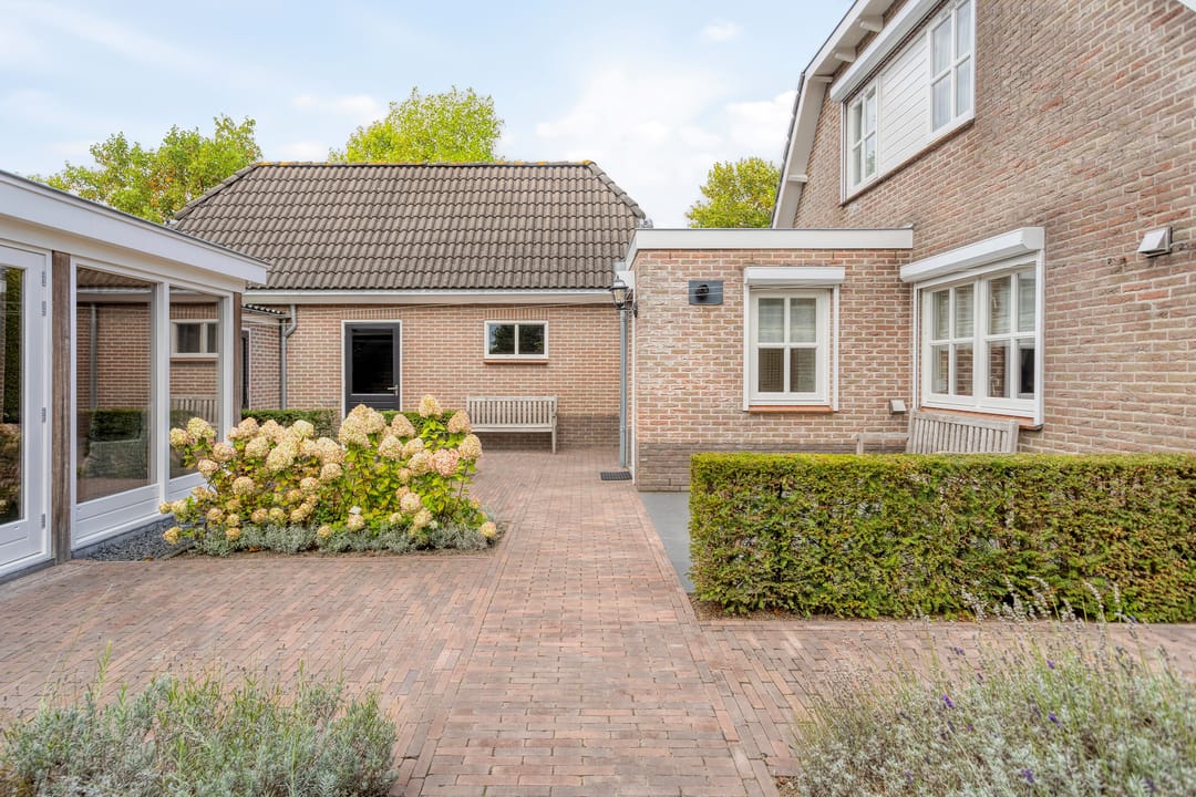 Foto 2 van Hazelaarstraat 2