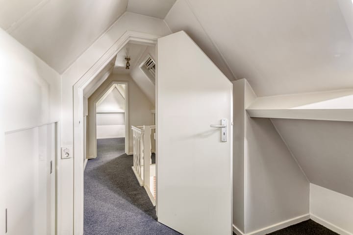 Foto 35 van Hazelaarstraat 2