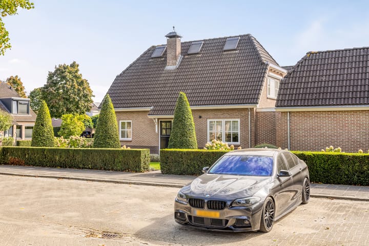 Foto 56 van Hazelaarstraat 2