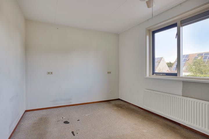 Photo 11 of Zonnebloemstraat 13