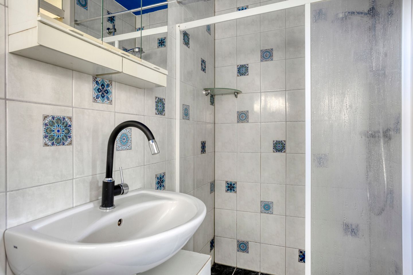 Photo 14 of Zonnebloemstraat 13