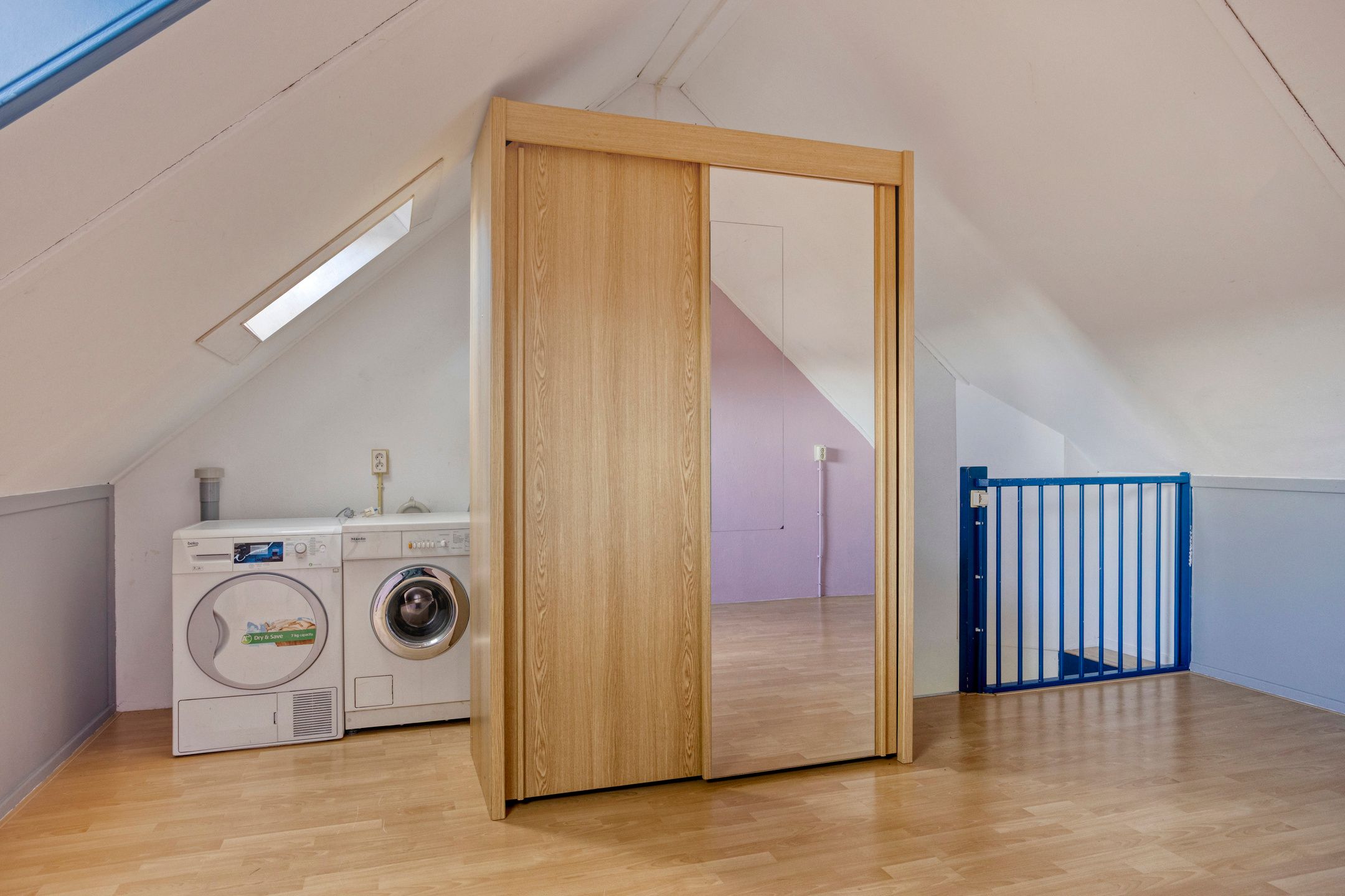 Photo 18 of Zonnebloemstraat 13