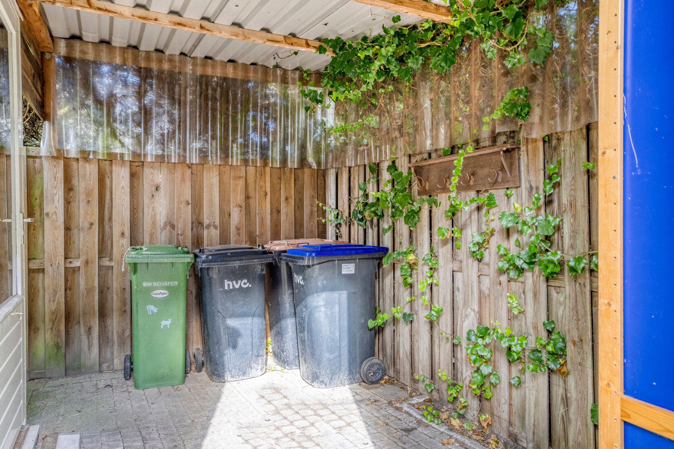 Photo 21 of Zonnebloemstraat 13