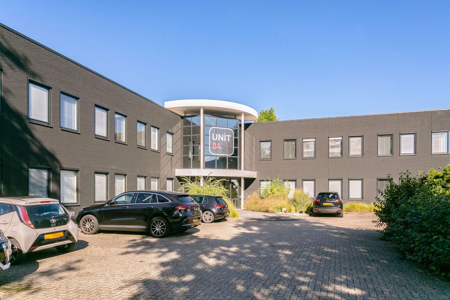 Bekijk foto 2 van Edisonstraat 84