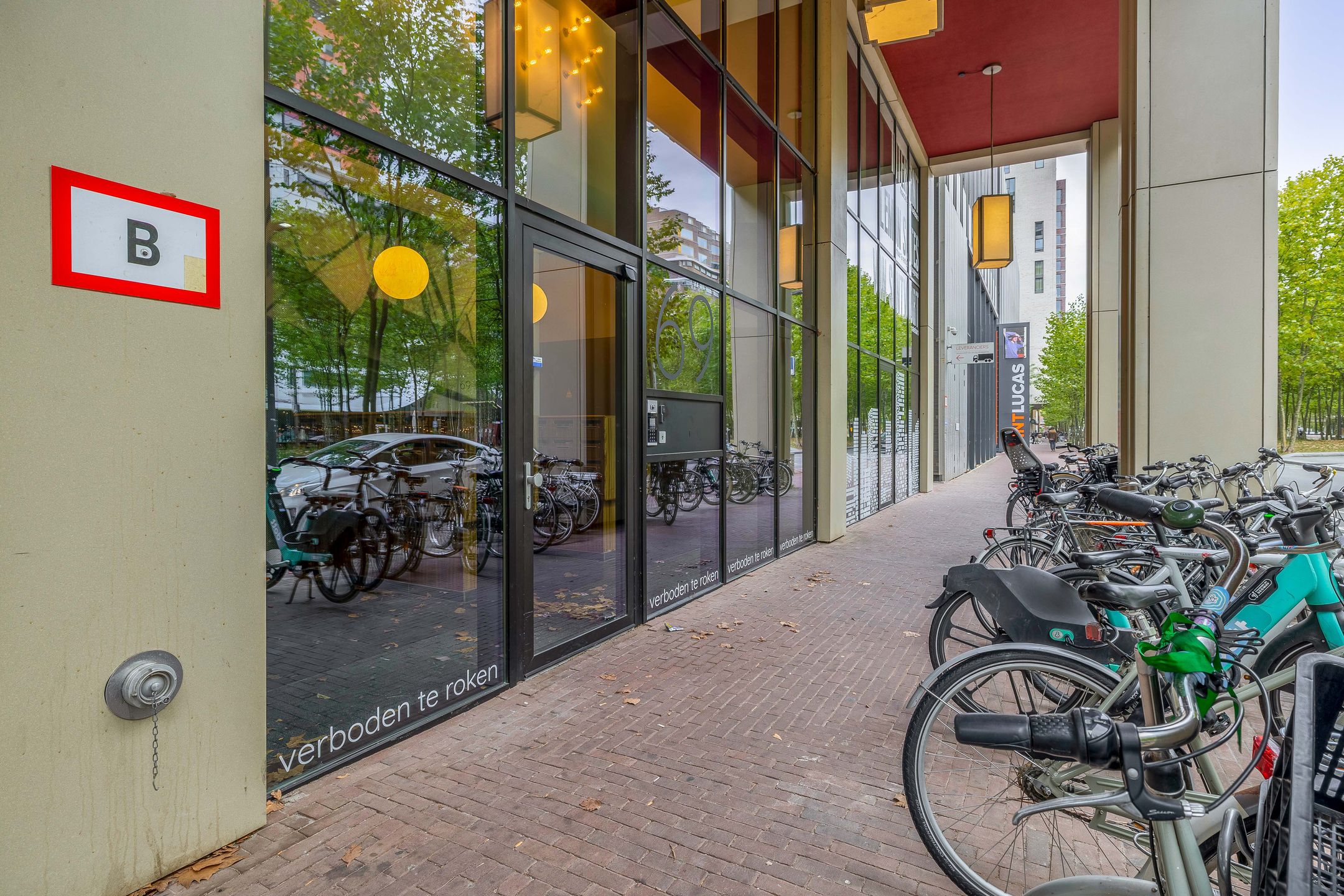 Foto 12 van Torenallee 69-014