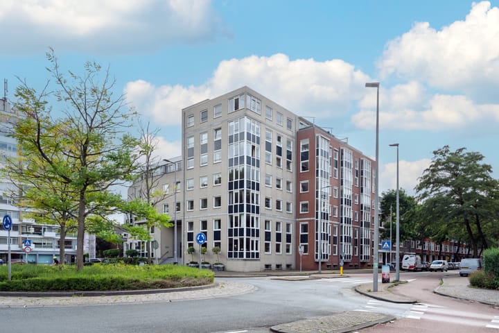 Photo 3 of Kralingseweg 11-D