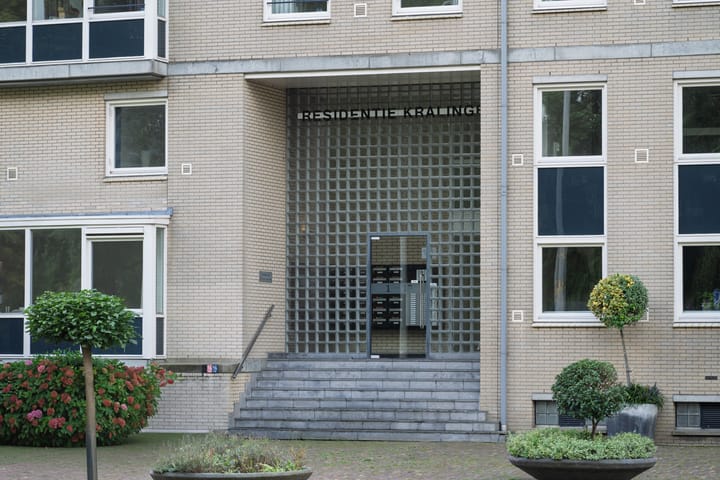 Photo 4 of Kralingseweg 11-D