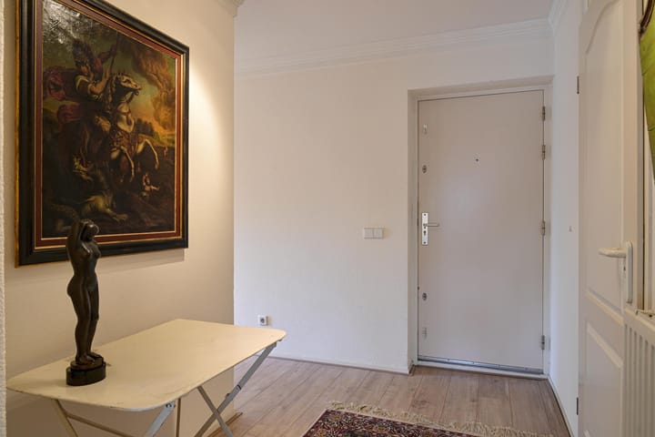 Photo 6 of Kralingseweg 11-D