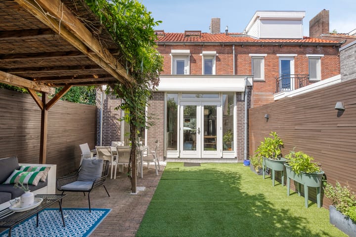 Photo 2 of Oranjelaan 36