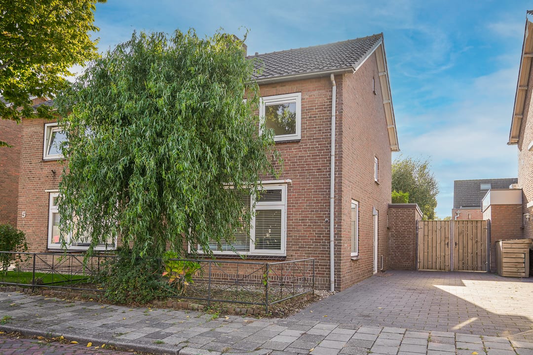 Foto 1 van Burg. van Goelst Meijerweg 7