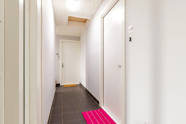 Foto 8 van Makassarhof 120