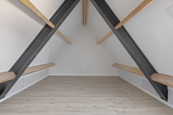 Photo 27 of Deken van Erpstraat 7-L