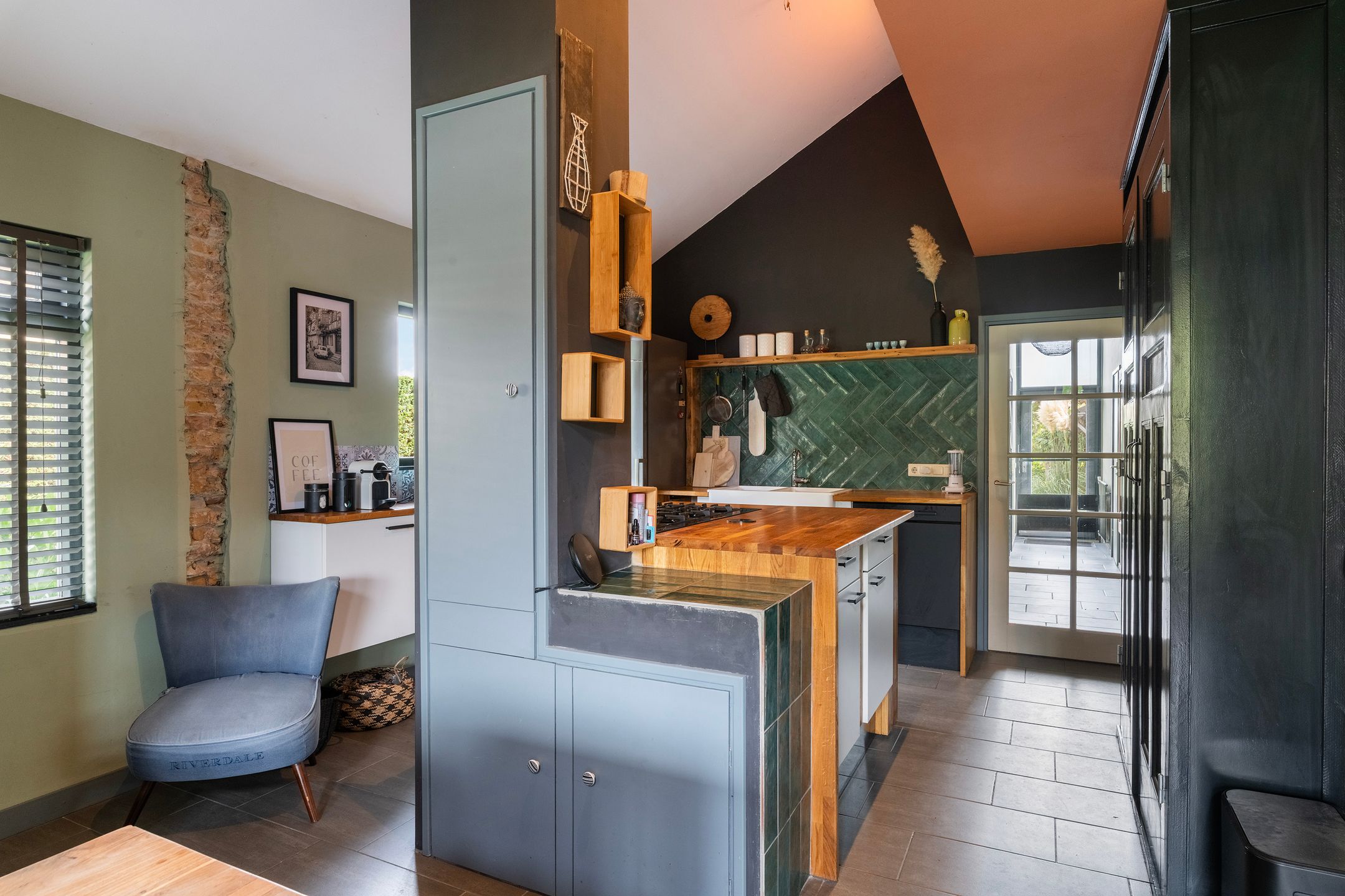 Foto 18 van Binnenweg 124