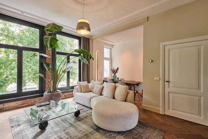 Foto 2 van van der Does de Willeboissingel 8-A