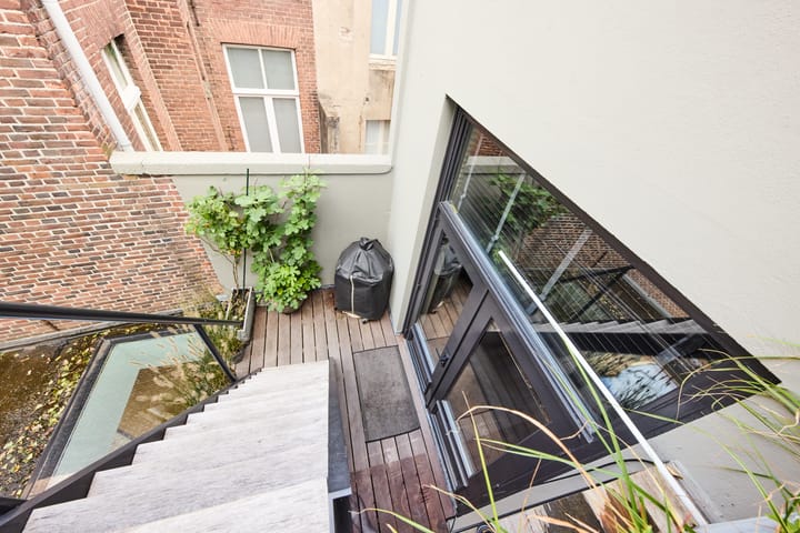 Foto 21 van van der Does de Willeboissingel 8-A