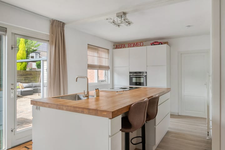 Photo 3 of Schubertstraat 10