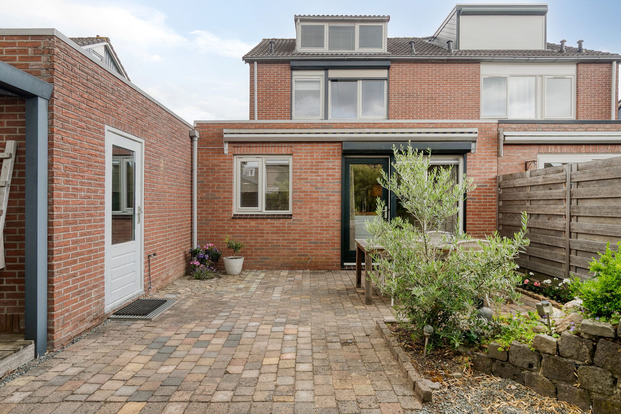 Foto 30 van Schubertstraat 10